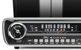 Виниловый проигрыватель ION Audio Mustang LP в аренду