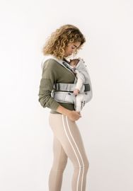 Рюкзак для переноски ребенка BabyBjorn One Mesh в аренду